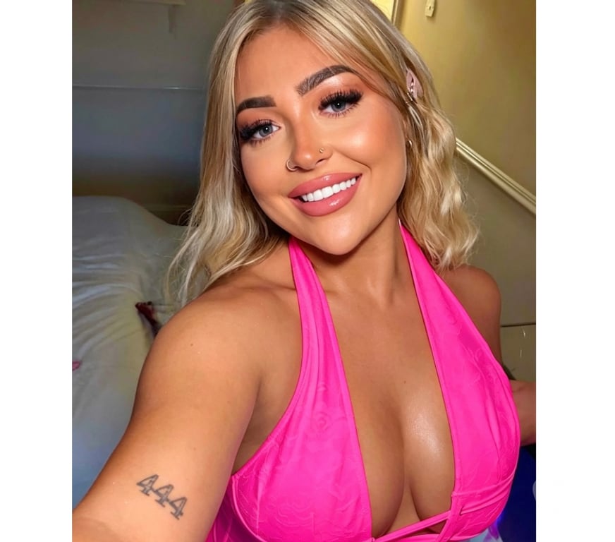 Escorts West Sussex Crawley - Photos for 🫧🦋GATWICK ESCORT🧿💠🌀NO DEPOSIT🦋🧿💠🌀