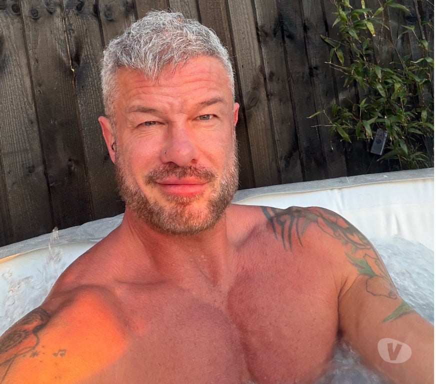  Gay massage Lancashire Burnley - Photos for Massage for Men