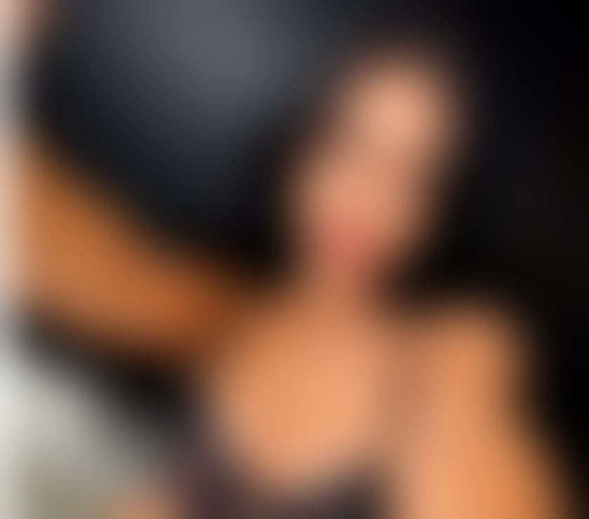 Escorts Bank Station Central London - Photos for MEGHAN the perfect mix of party, charm and good times 💖