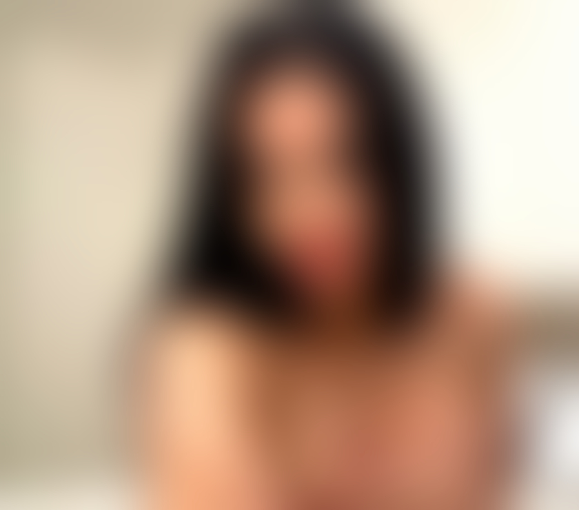 Escorts Aldgate Central London - Photos for MEGHAN the perfect mix of party, charm and good times 💖