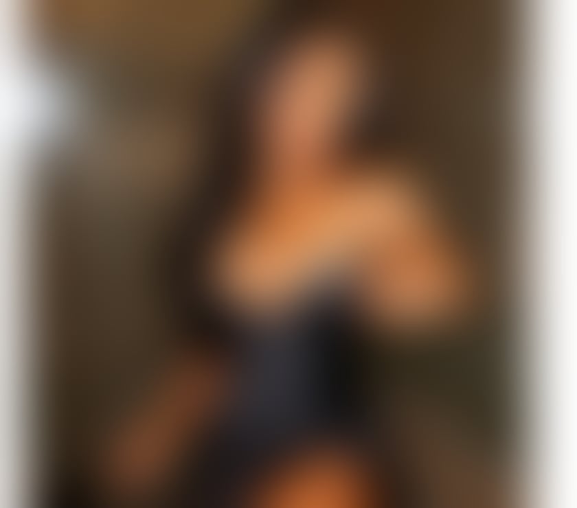 Photos for 🍭YOUR NEW FAVORITE🩷🔥MIA😈NEW IN TOWN💋