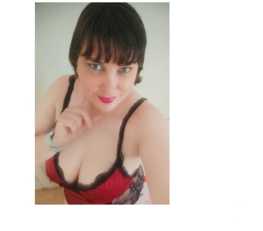 Escorts North West London Willesden Green - North West London - Photos for SWEET CHARMING ANNE HERE 😘