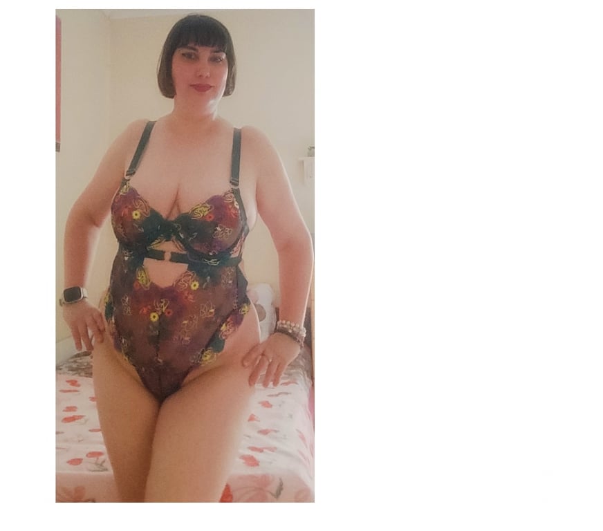 Escorts North West London Willesden Green - North West London - Photos for SWEET CHARMING ANNE HERE 😘