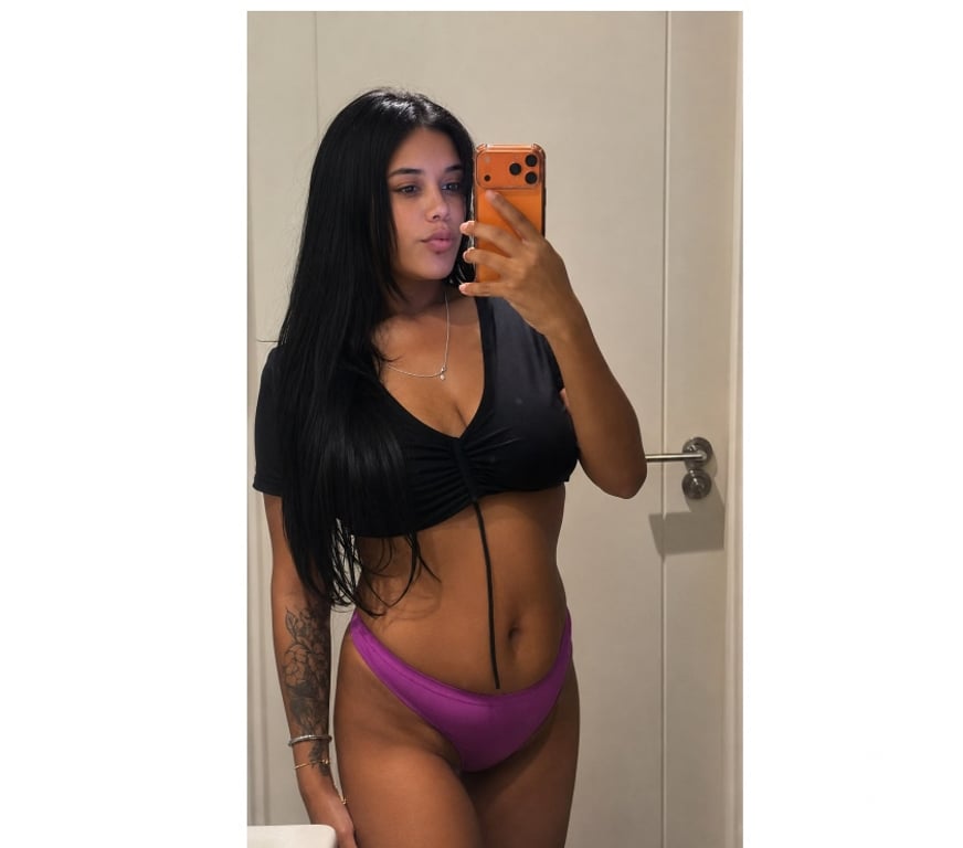 Escorts South East London Croydon - Photos for India brasilian🥳 brasilian 😍i love party😍🤗