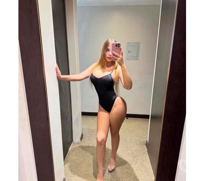 Escorts East London East Ham - East London - Photos for ✨Lua party girl new in town Brazilian 🇧🇷