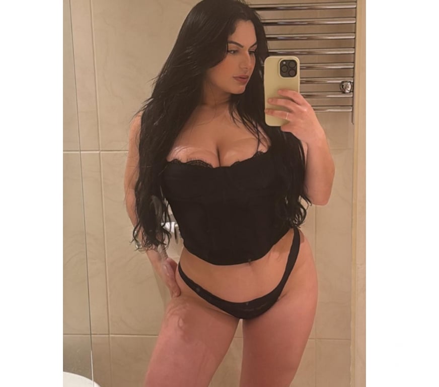 Escorts Ealing Southall - Ealing - Photos for 🥳BRENDA PARTY NEW GIRL OF