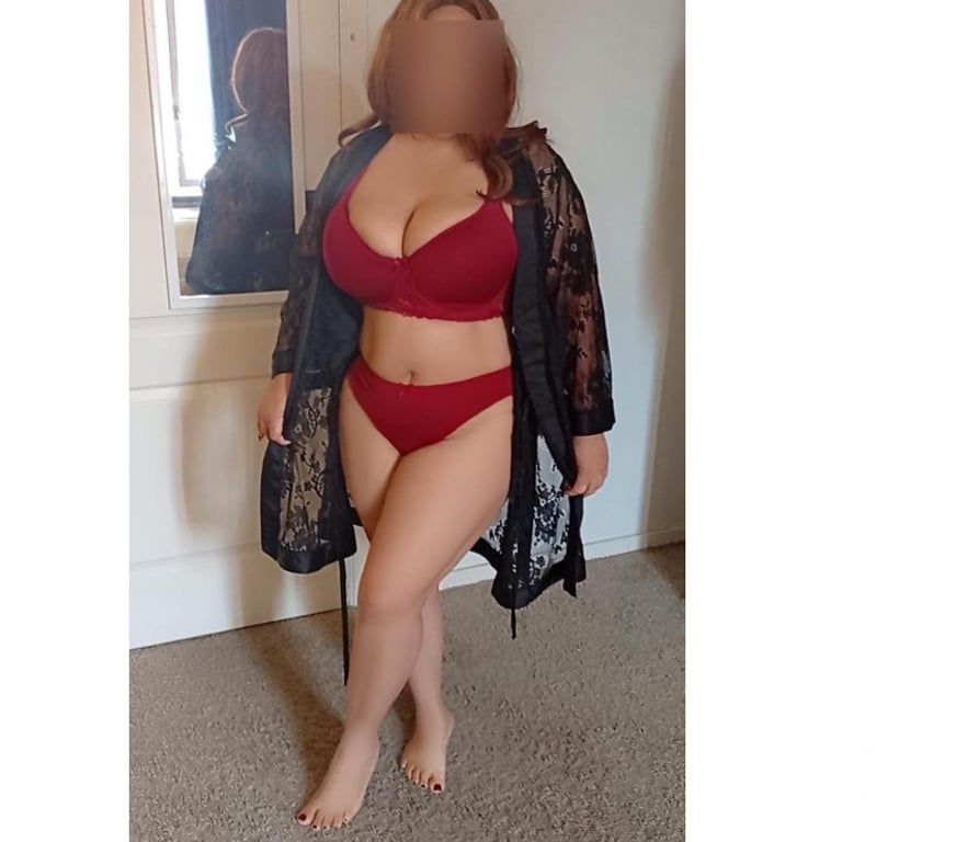 Escorts Cheshire West and Chester Chester West Employment Park - Cheshire West and Chester - Photos for Meli big boobs natural curvy new in the town ,partygirl💕