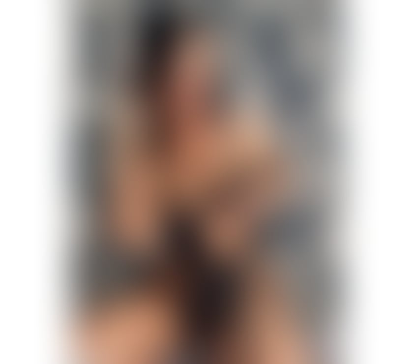 Escorts Merseyside Knowsley - Photos for Elegant & Charming Companion in Liverpool INC&OUT