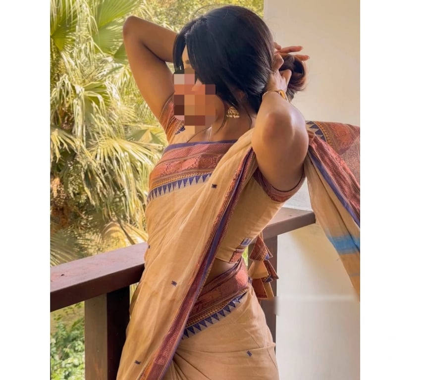 Escorts West Yorkshire Bradford - Photos for Varnika Myanmar Tamil Indian Girl in Town