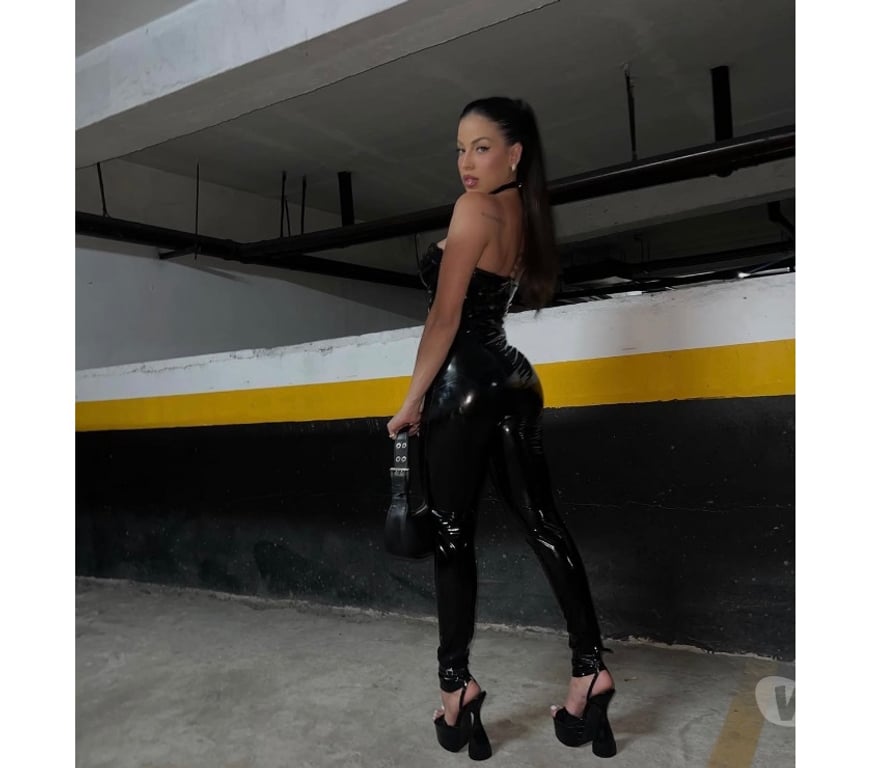 Escorts Greater Manchester Salford - Photos for NAUGHTY GIRL IN TOWN 🔥😈