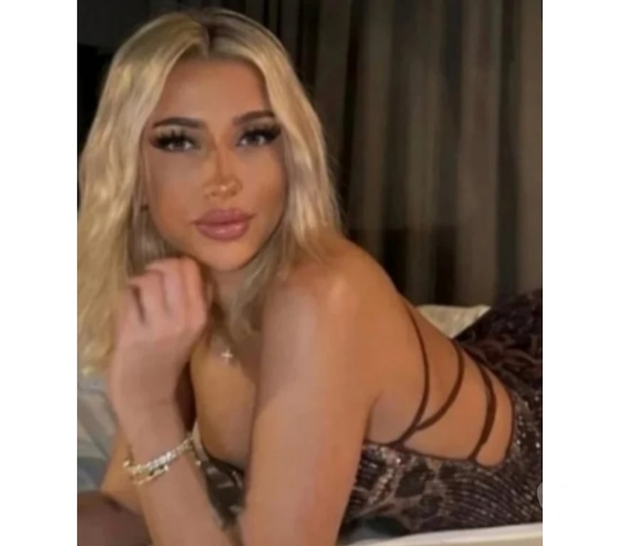 Escorts Staffordshire Stoke-on-Trent - Photos for PARTY GIRL NEW HERE JUST THIS WEEK OWO KISS