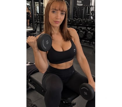 Fetish Escorts Vauxhall Station South East London - Photos for Mel💥 redhead party girl 🧡❤️‍🔥
