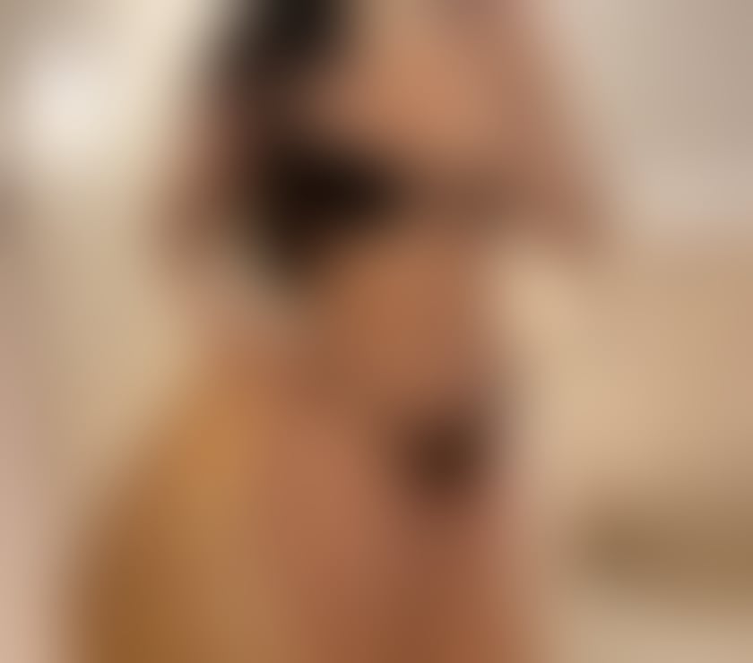 Photos for Hot 💋 brunette long hair e Big 🍑🍑
