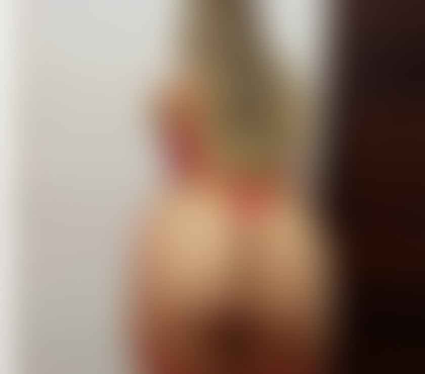 Escorts South West London Tooting Broadway - South West London - Photos for Emy blonde Brazilian hot