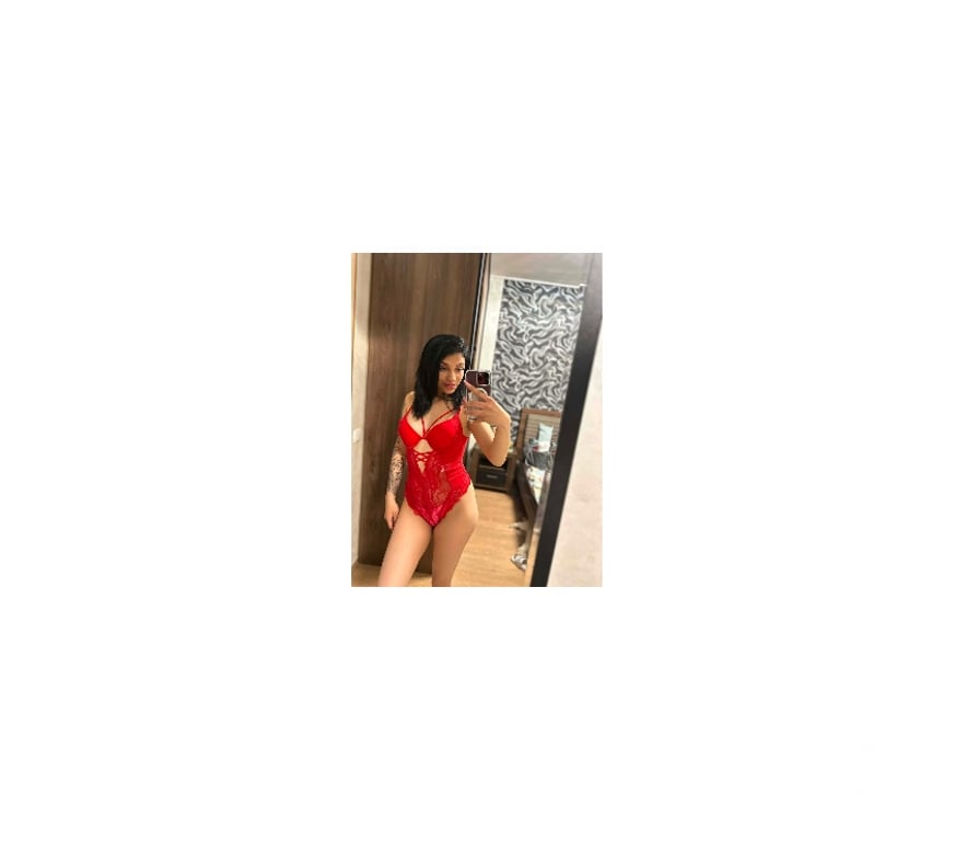 Escorts South East London Surrey Quays - South East London - Photos for Lara New girl in your town Party girl