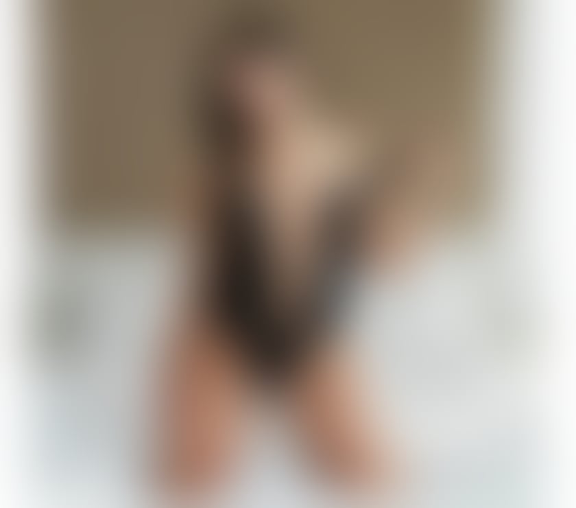 Escorts West Northamptonshire Northampton - West Northamptonshire - Photos for 🎀Roxana🎀👑QUEEN OF BJ✨OWO🩷Party🥂