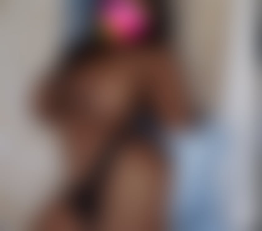  Escorts & Erotic Massage Old Aberdeen Aberdeen - Photos for Sexy African ebony queen , beat service in town A-level gfe