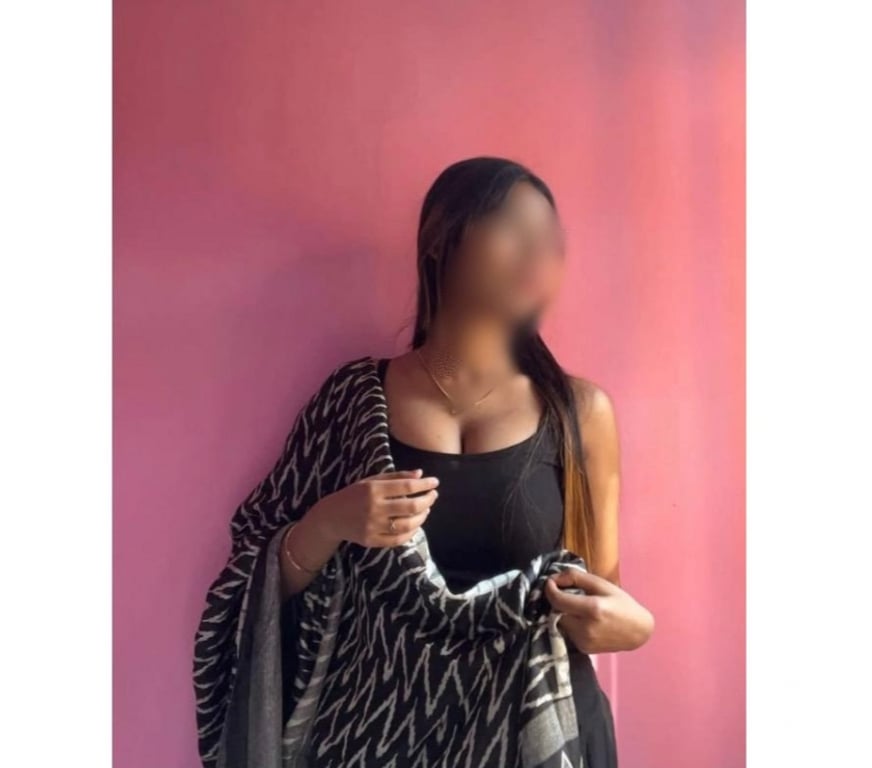 Escorts West London Hounslow - Photos for Anu Indian Girl New To Housnslow