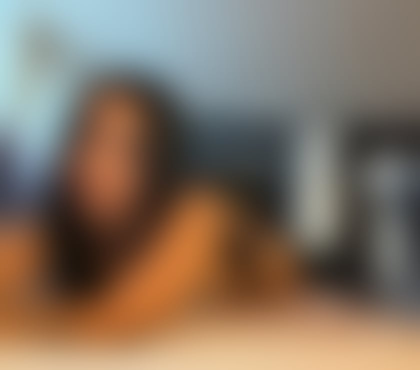 Escorts West Yorkshire Leeds - Photos for Hellen beautiful and sexy🥰party and best service
