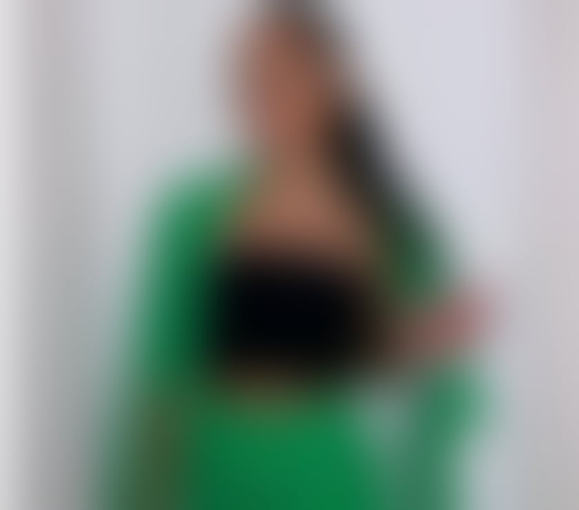 Escorts Southampton International Airport Eastleigh - Photos for Naughty🩵Outcall🩵Yasemine 🩵Party🍾