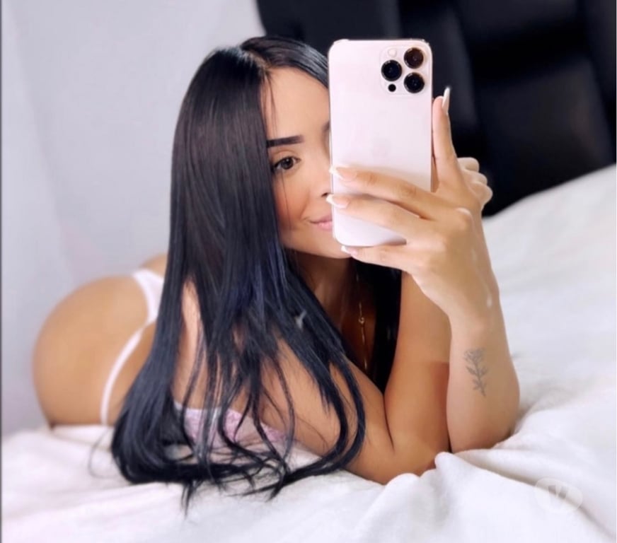 Escorts North West London Harrow - Photos for NEW ANA NAUGHTY AND HIGH-CLASS SLUT 👅🍑