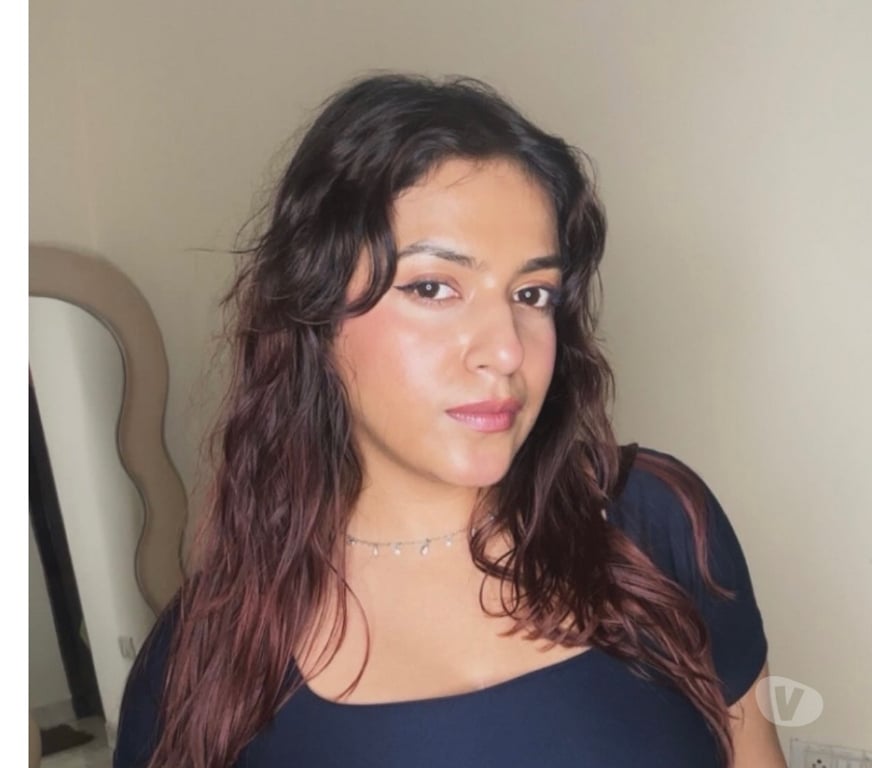 Escorts Ealing Southall - Ealing - Photos for Curvy girl 🥵 🍑 Massage and escort services