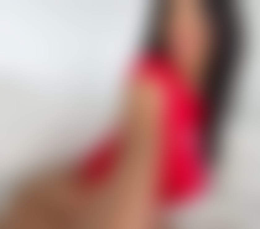 Escort London Gatwick Airport Crawley - Photos for 🍭HOT🍭 NEW BRUNETTE🍭 IN&OUT🍭24 7