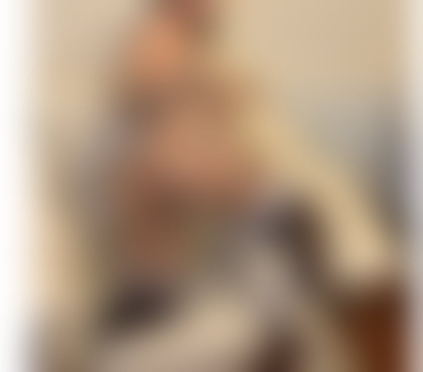Escorts Cheshire East Crewe Green - Cheshire East - Photos for Hi, nice company, very friendly