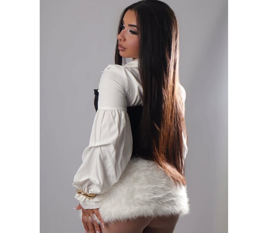 Escorts Tyne and Wear Newcastle upon Tyne - Photos for Bia hot brunette in town 🇧🇷 Queen Owo 🔥Partyy 🔥