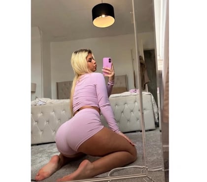 Escort The Broadway Bradford - Photos for Best Service owo &kiss 🔥Real Girl new in Here Chole