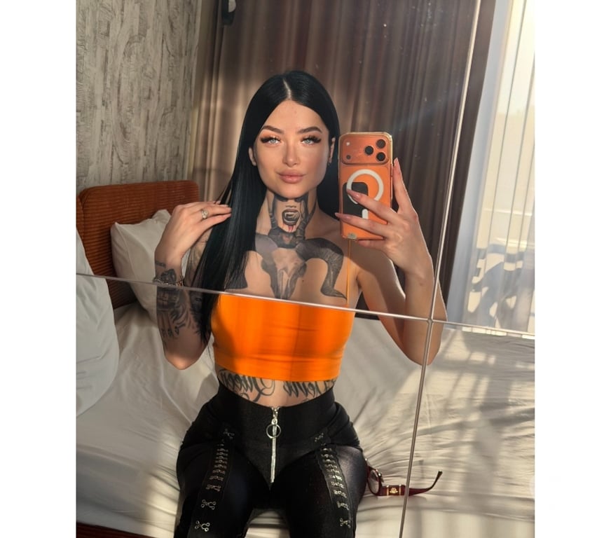 Escorts West Northamptonshire Northampton - West Northamptonshire - Photos for The Queen is back👑💕