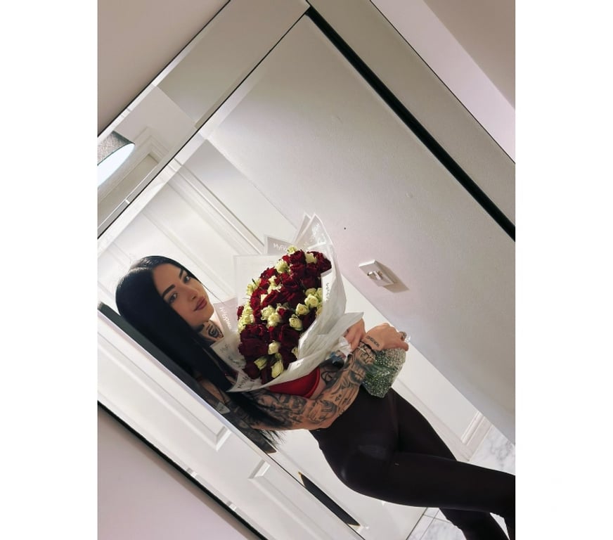 Escorts West Northamptonshire Northampton - West Northamptonshire - Photos for The Queen is back👑💕