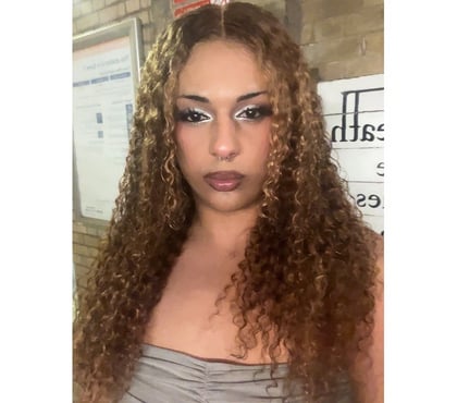 Transsexual St. James's Park Station South West London - Photos for THICK Arab Latina doll 💕🍑