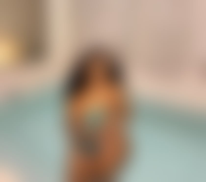  Escorts & Erotic Massage Lewisham South East London - Photos for Sweet Laura🍭Dominicana🔥OWO🔥