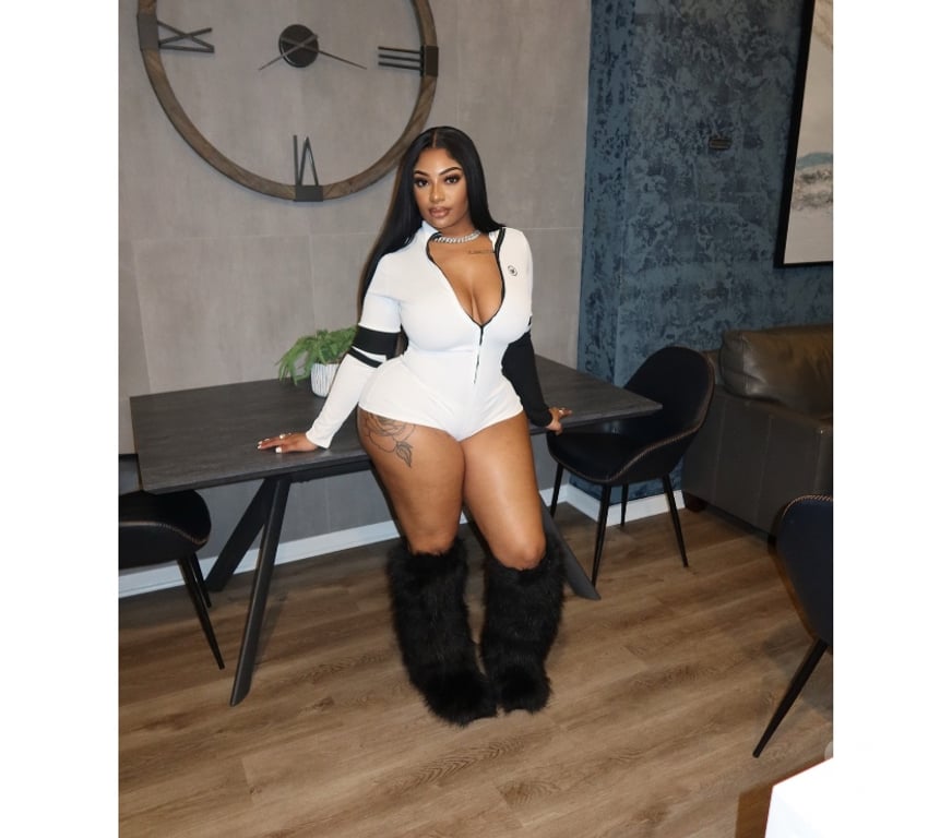 Escorts East London Bow - East London - Photos for Lola sweet and spicy party 🌶️🔞🎊
