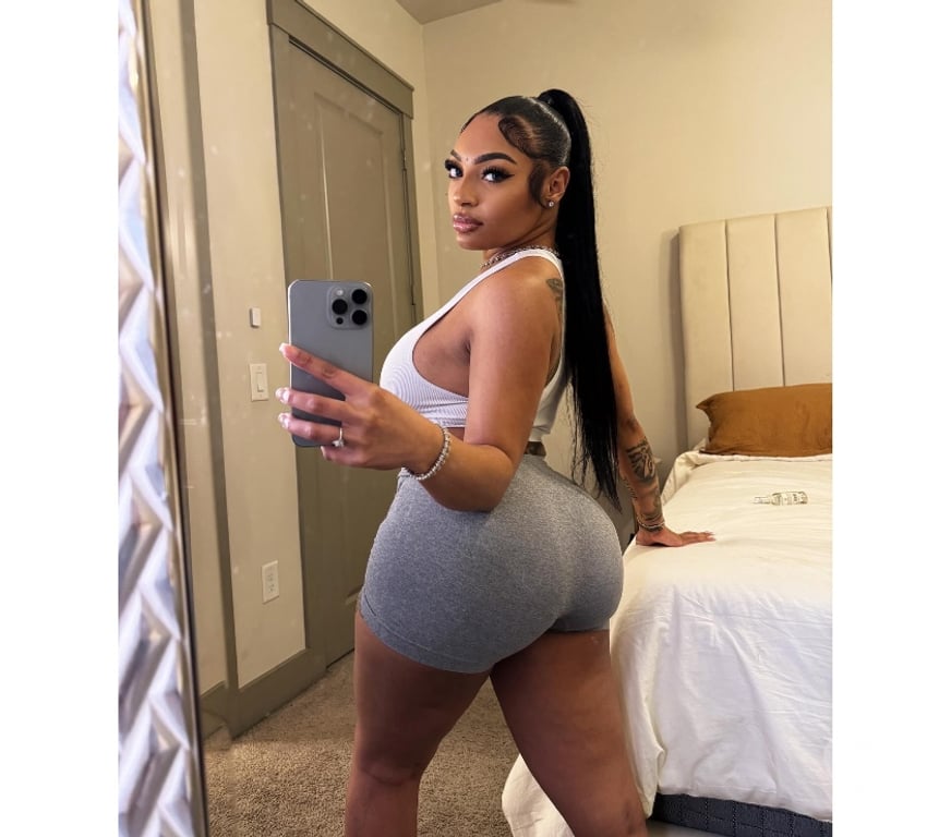 Escorts East London Bow - East London - Photos for Lola sweet and spicy party 🌶️🔞🎊
