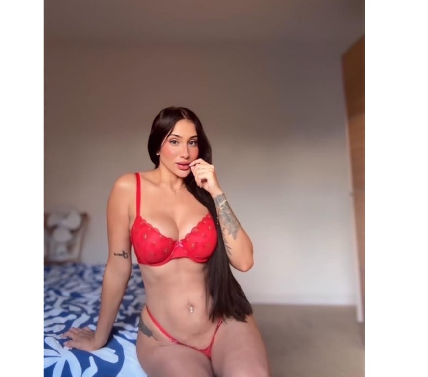 Escorts West London Hanwell - West London - Photos for BEST COMPANION💯LATINA GIRLFRIEND💕GOOD SERVICE