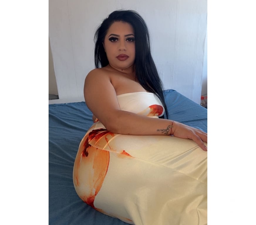 Escorts East London Leytonstone - East London - Photos for Hii im Carina call me foe party😘😘