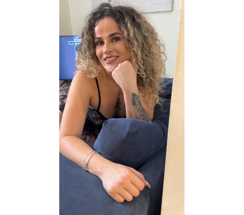 Escorts Windsor and Maidenhead Maidenhead - Windsor and Maidenhead - Photos for LETÍCIA🔴🆕️🔴IN TWON🥳 PARTY✅️