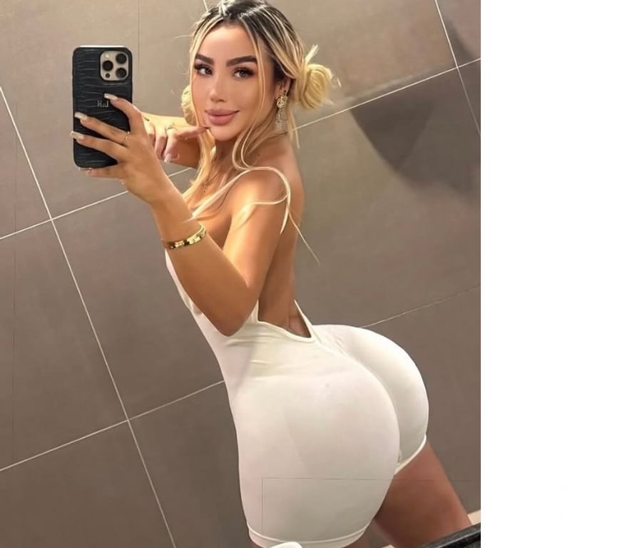 Escorts West London Hillingdon - Photos for 🍒sweet HIGH CLASS BRAZILIAN PARTY 🥳