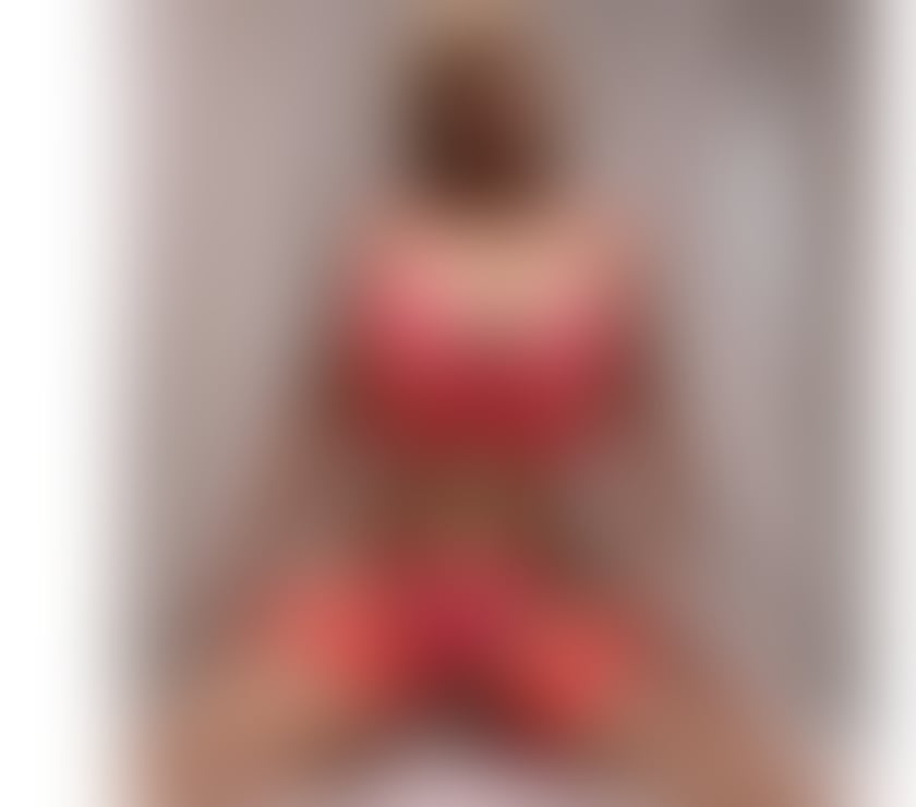 Escorts Edinburgh Edinburgh - Edinburgh - Photos for EVA, THE MASSAGE THERAPIST!!