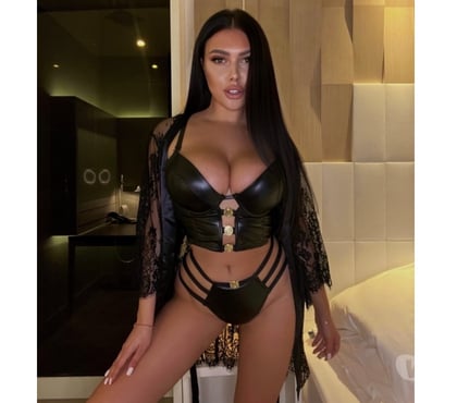 Escort Richmond Richmond upon Thames - Photos for ✨ High-Class Woman ✨PARTY✨IN & OUTT ✨