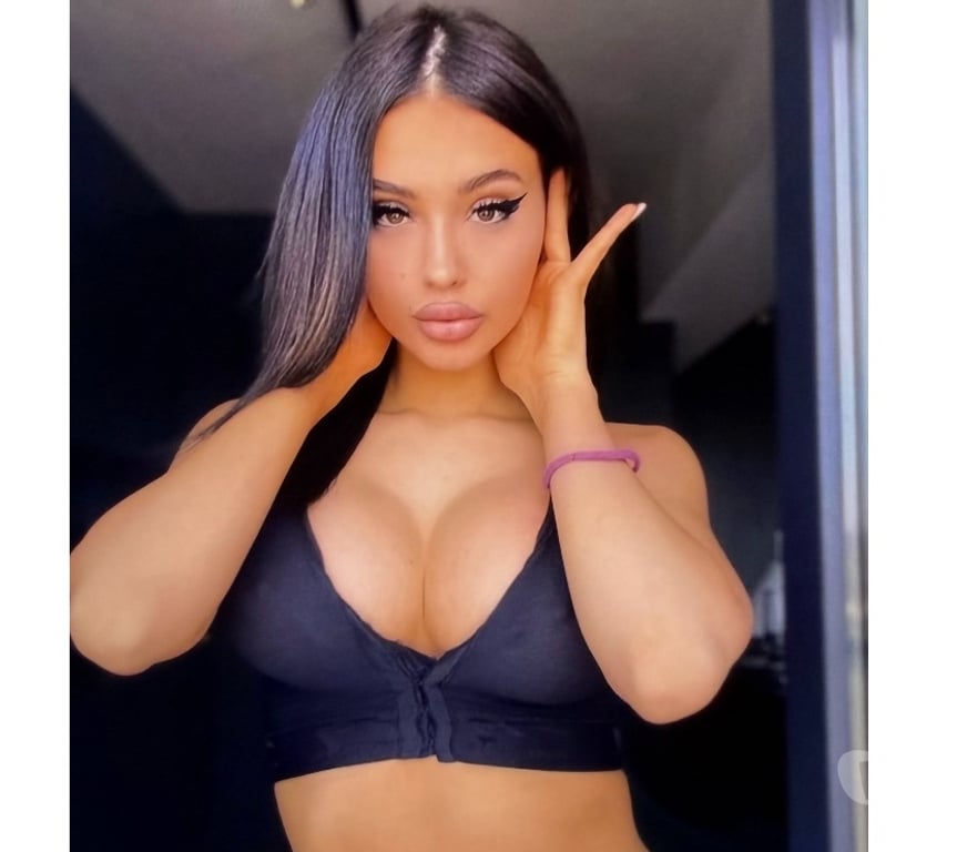 Escorts Surrey Elmbridge - Photos for ✨ NEW IN Town ✨PARTY✨IN & OUTT✨24h
