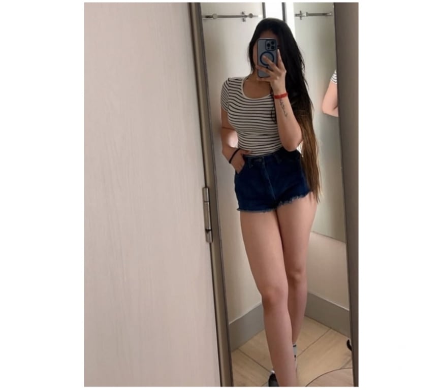 Escorts West London Hounslow - Photos for I'm an elegant Indian companion girl in Hounslow