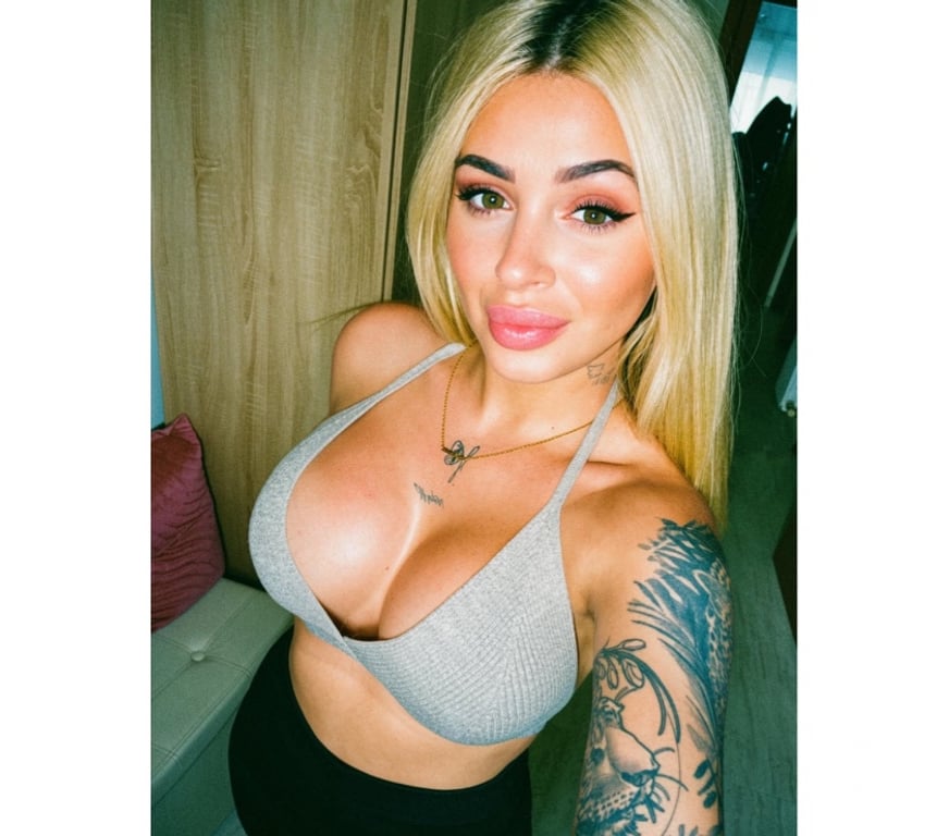 Escorts Dorset Bournemouth, Christchurch and Poole - Photos for GFE 👿PARTY GIRL 💦RECENT REAL PHOTO 👿