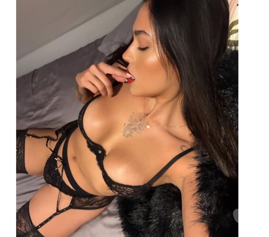 Escorts Nottinghamshire Nottingham - Photos for MALU 🇧🇷Sexy and Hot🇧🇷Party Girl