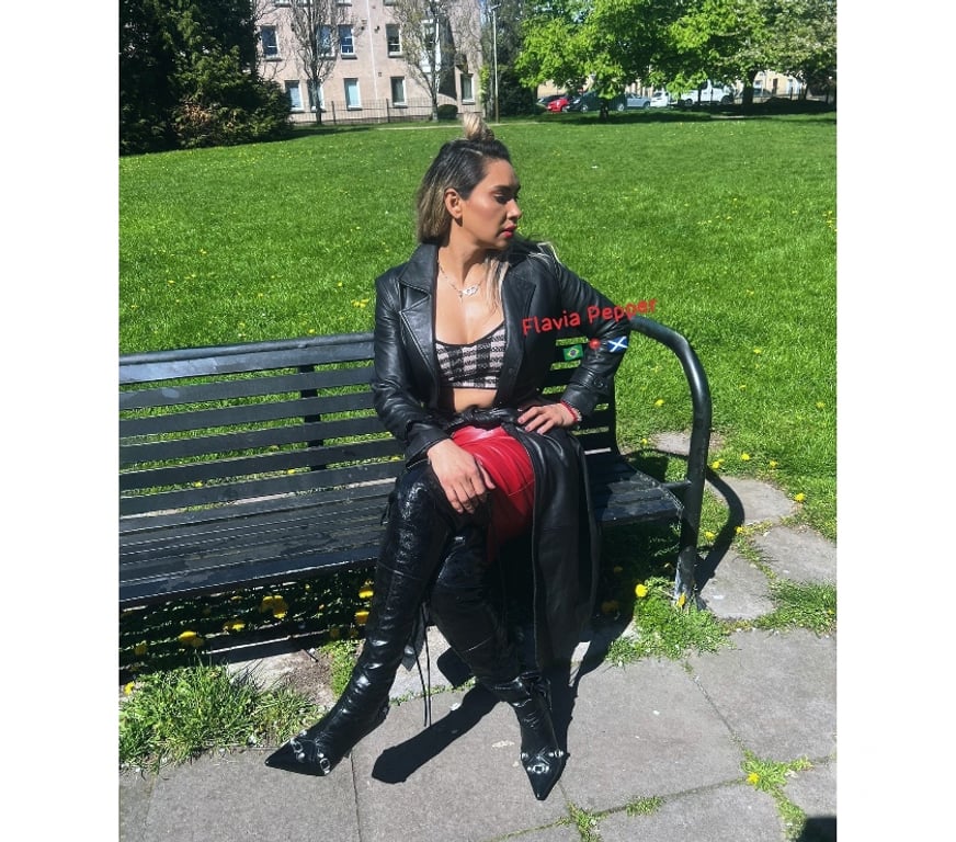 Escorts Dundee Dundee Technology Park - Dundee - Photos for Master Flavia Pepper