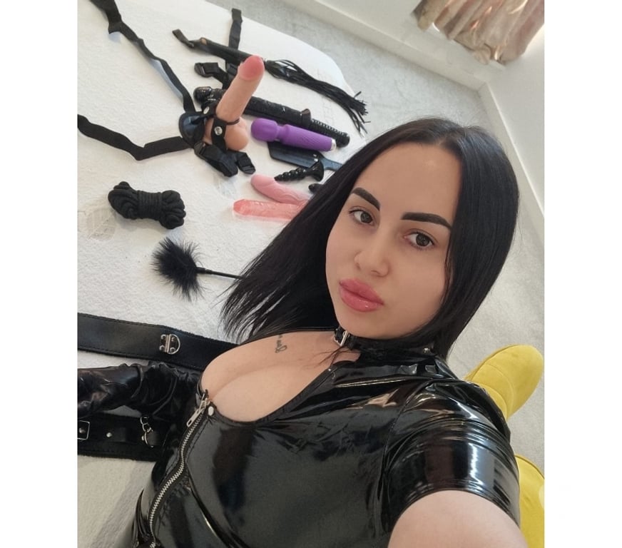 Escorts Hertfordshire Stevenage - Photos for ONLY OUTCALL❤️PARTY🍾Incall ST ALBANS🫶🏻REAL💯