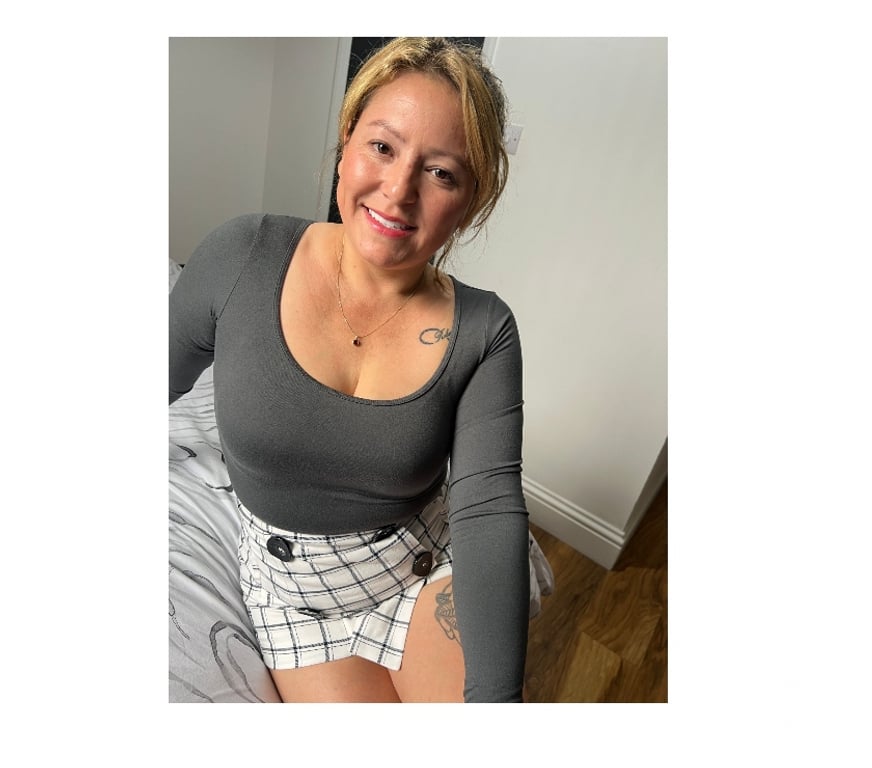 Escorts Essex Thurrock - Essex - Photos for Maya Sweet party Paraguayan girl!