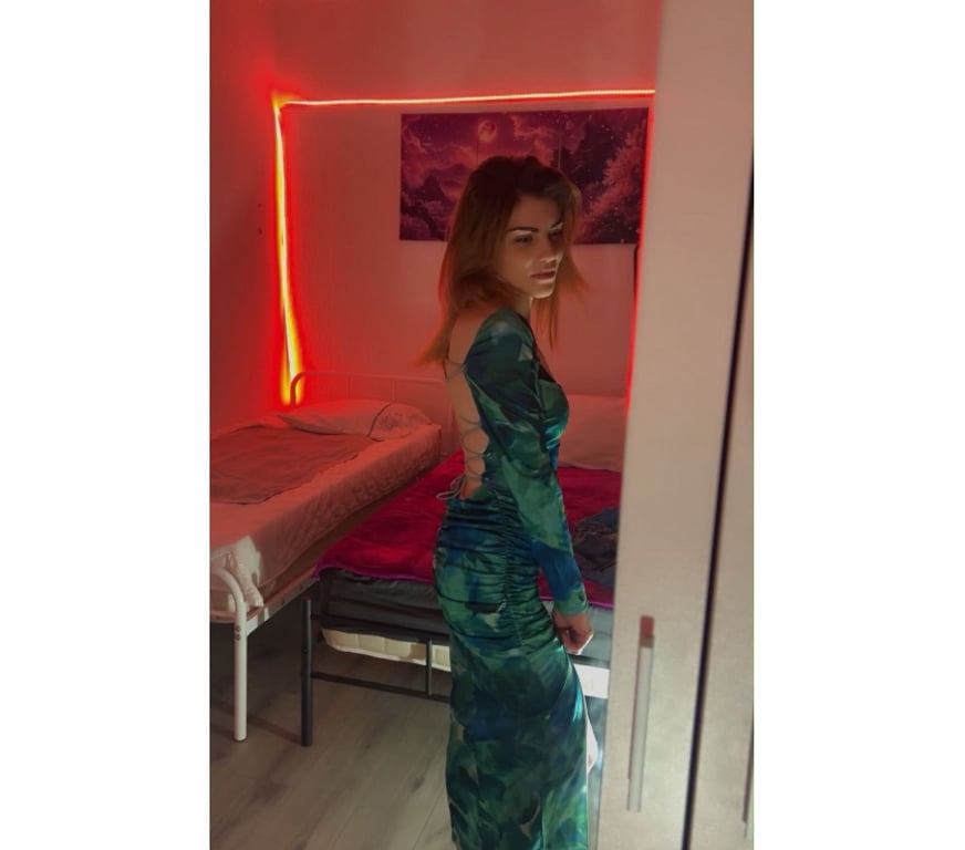 Escorts East London Stratford - East London - Photos for 🍭🍭Sexy Gina🍑Best Sloppy BJ❤️OwO Inculded 🍭